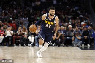 就在这个背 就在这个背